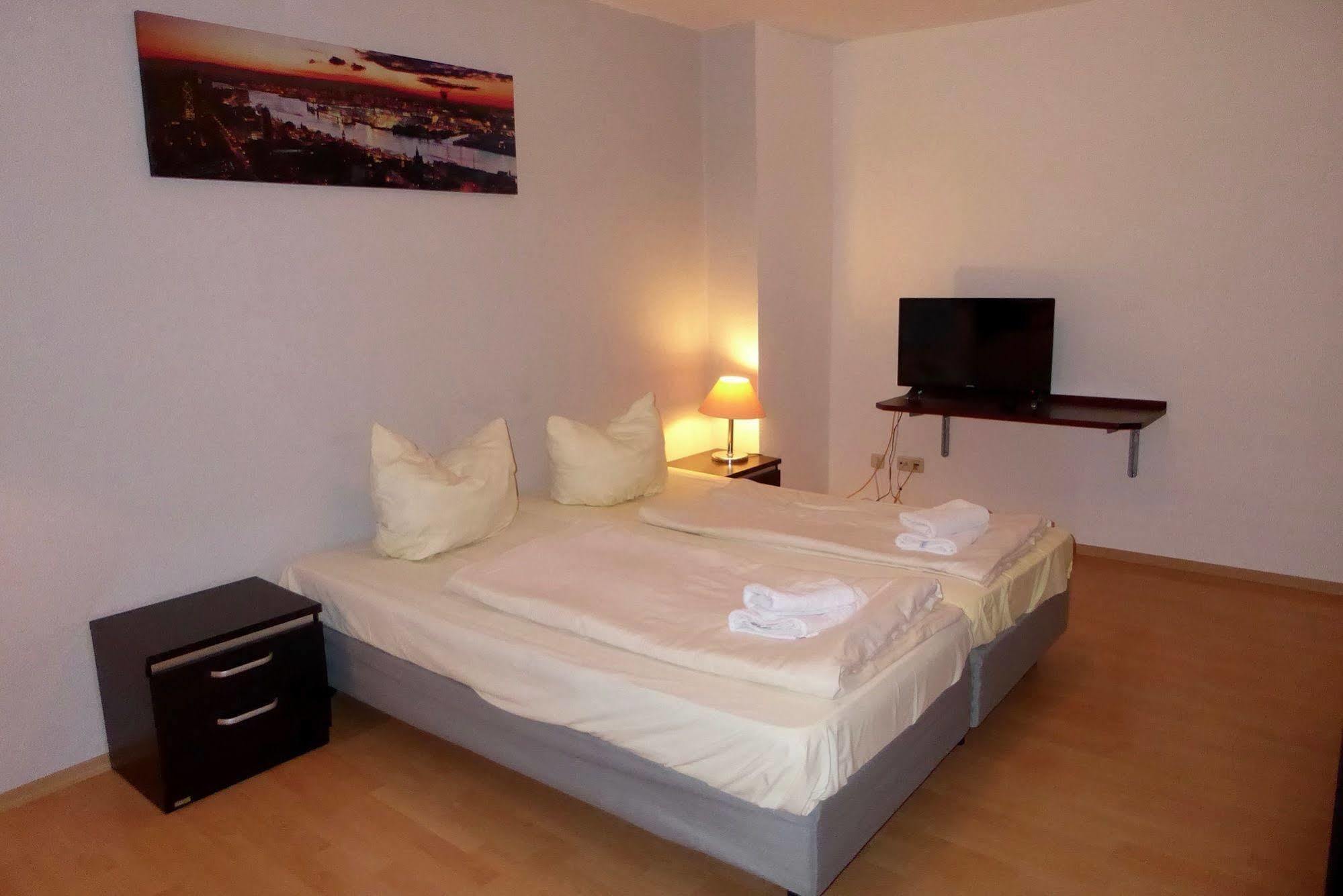 Boardinghouse Mundsburg Aparthotel Hamburg Ngoại thất bức ảnh