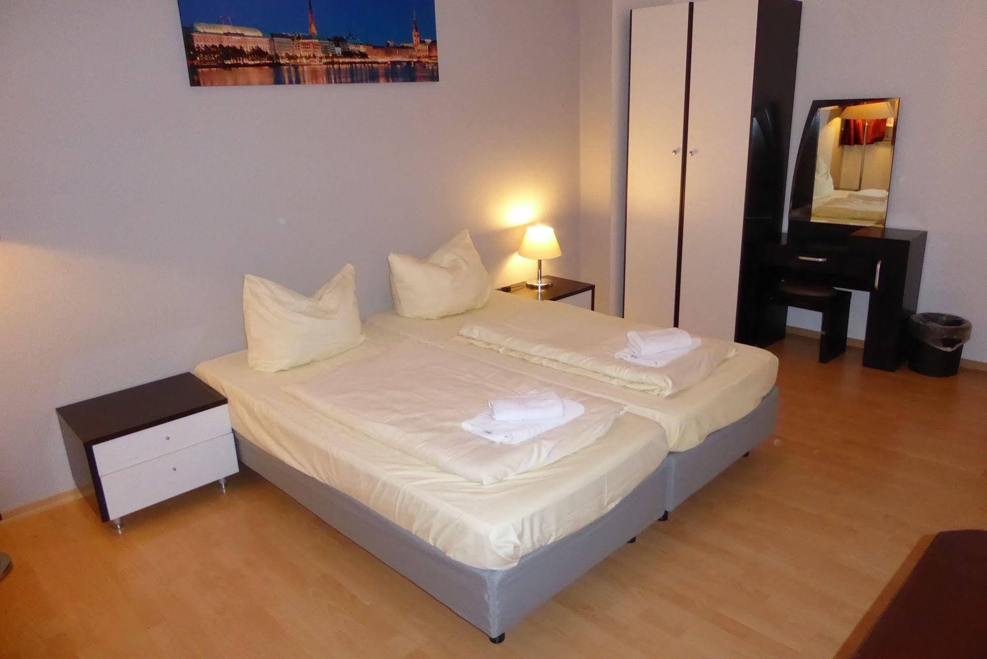 Boardinghouse Mundsburg Aparthotel Hamburg Ngoại thất bức ảnh